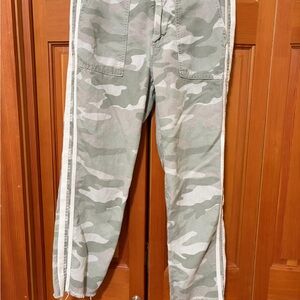 MOTHER Shaker Chop Crop Fray Pant Desert Print Size 26